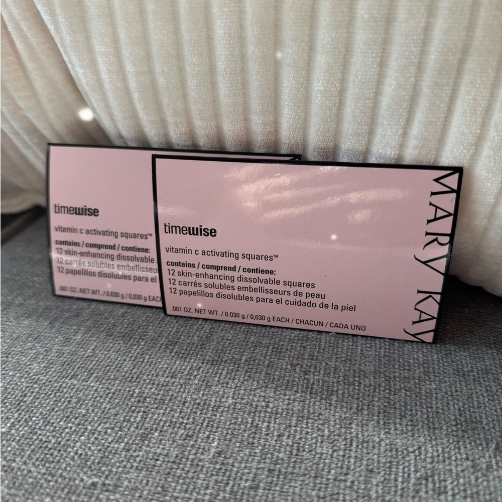 2 Mary Kay Timewise Vitamin‎ C Activating squares